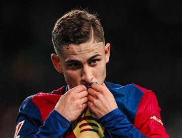 罗马诺：在切尔西报价后，巴萨仍坚持不出售费尔明